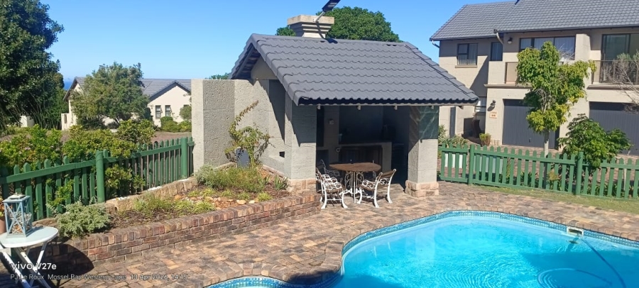 2 Bedroom Property for Sale in Mossel Bay Central Western Cape